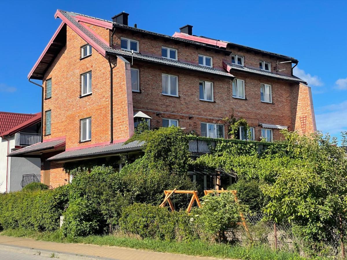 Ruda Cegla Hotel Karwia Exterior photo